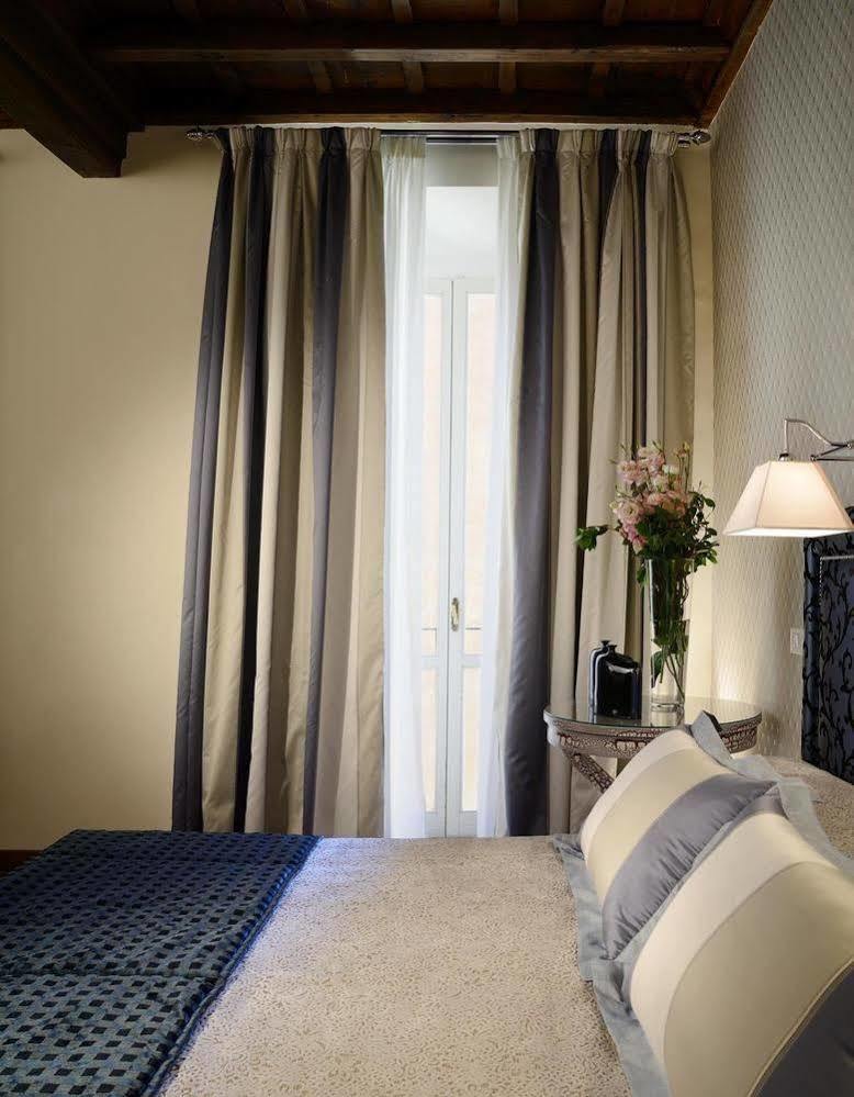Hotel Frattina 122 à Rome Extérieur photo