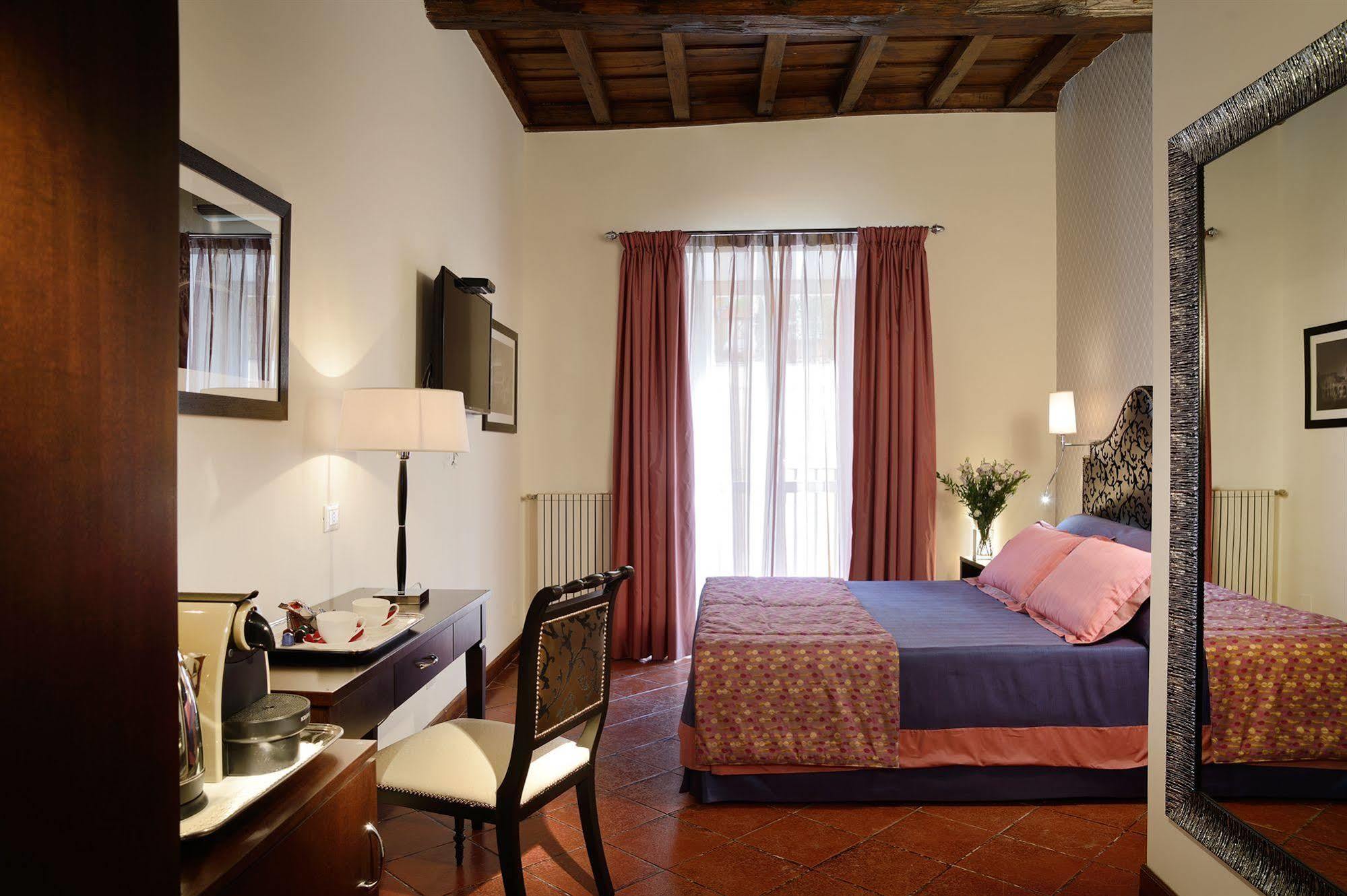 Hotel Frattina 122 à Rome Extérieur photo
